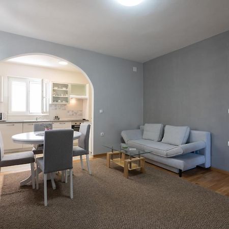 Modern Apartment Edda - Quiet Area - Close To Old Town And Beaches Zara Esterno foto