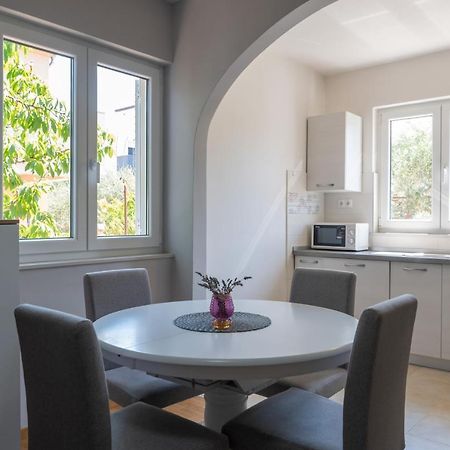 Modern Apartment Edda - Quiet Area - Close To Old Town And Beaches Zara Esterno foto