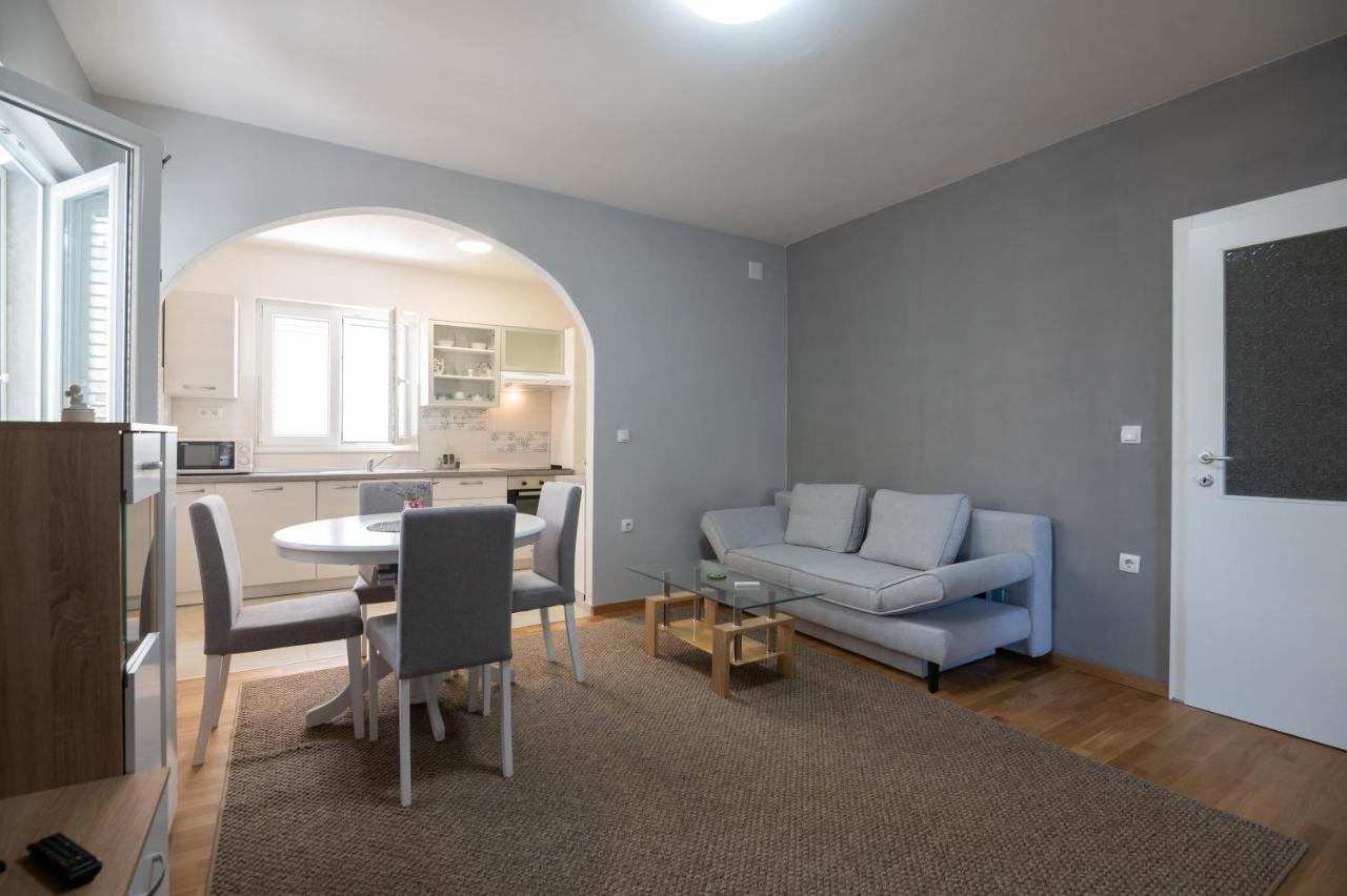Modern Apartment Edda - Quiet Area - Close To Old Town And Beaches Zara Esterno foto
